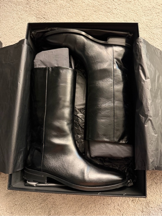 Saint Laurent Shoes - Saint Laurent Black Leather Tall Boots size 39
